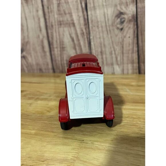 ERTL1:25 Replica Ford, 1913 Model T Coin Bank, Collectors Club Express •1980s - Picture 4 of 7